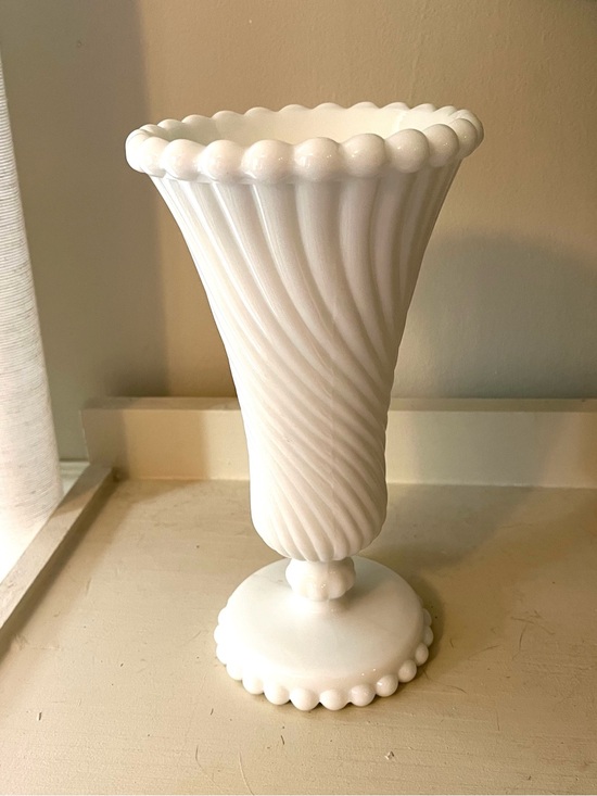 Westmoreland Other - Vintage WESTMORELAND Vase Swirl and Ball Pattern Flared Milk Glass Pedestal Vase